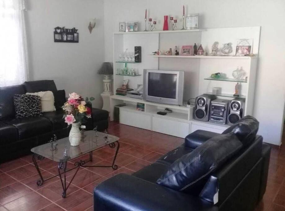 Вилла Sitio Vo Chico. Maua  Экстерьер фото